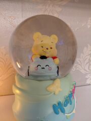 Formano Marka Winnie The Pooh Figürlü Işıklı ve Müzikli Kar Küresi